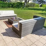 Le By Interhome