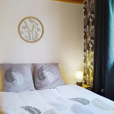 Le By Interhome