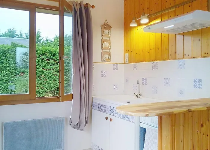 Le By Interhome Chalet *